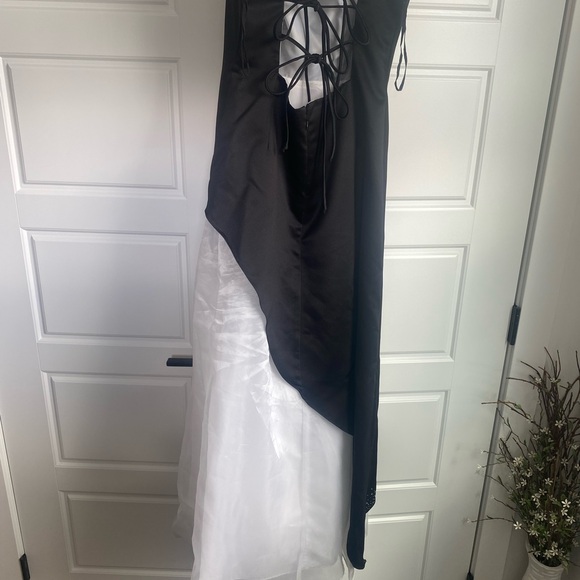 Onyx Nite Grad Dress - Picture 7 of 7